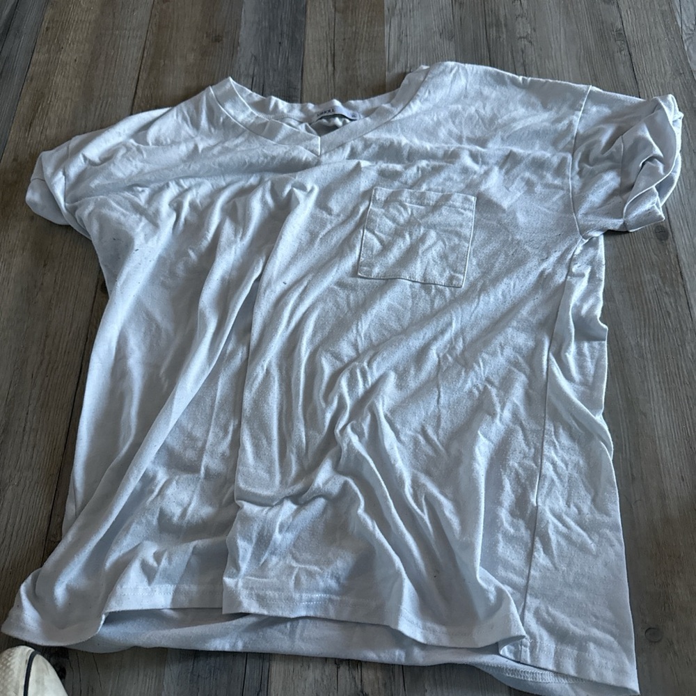 Casual White Short Sleeve Tee
